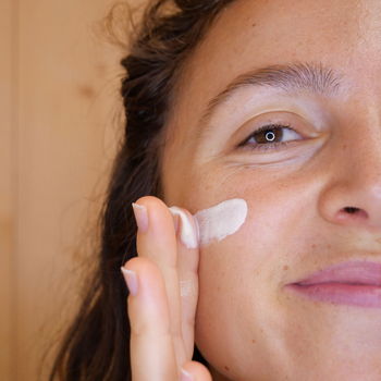 skincare crema per il viso